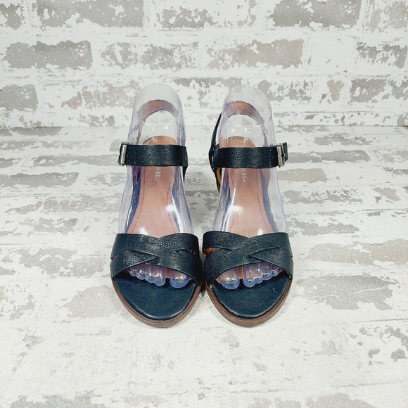 New Trask Saydee Leather Cone Heel Strappy Sandals D29 - Picture 9 of 14